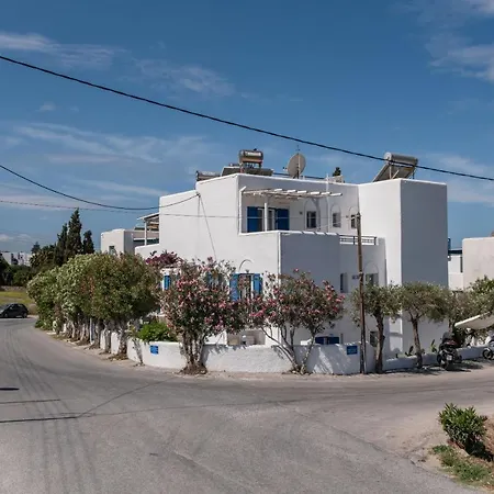 Livadia Seaside 6 Páros